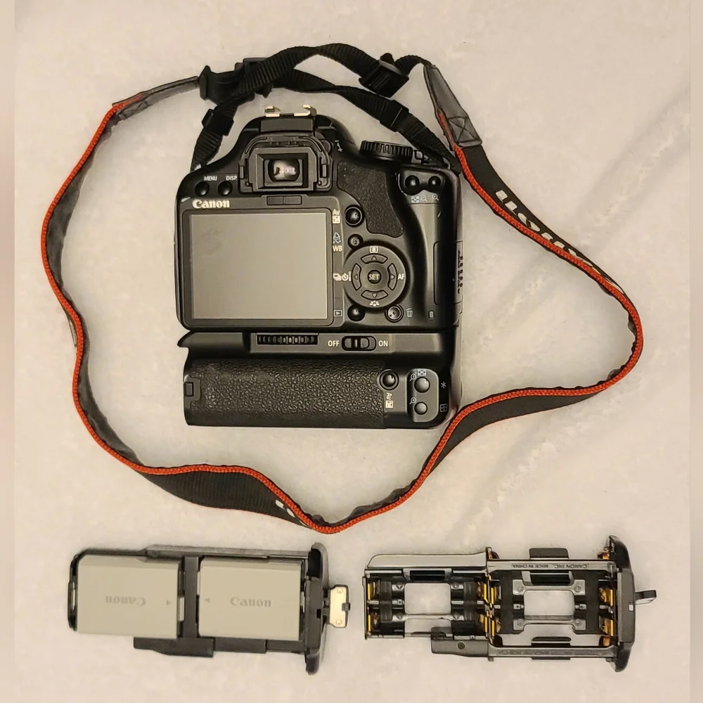 Canon EOS 450D / Rebel XSI DSLR with Battery Grip BG-ES